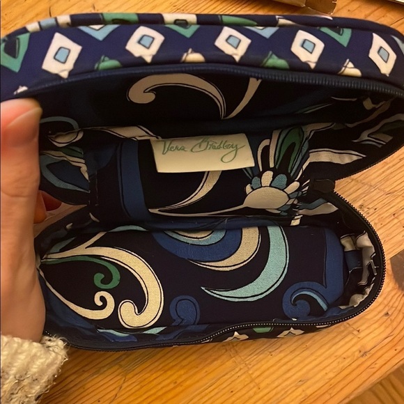 Vera Bradley Geometric Navy and Green Glasses Case - Picture 3 of 4